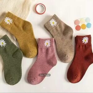New lot of 5 fall winter socks girl 3-5